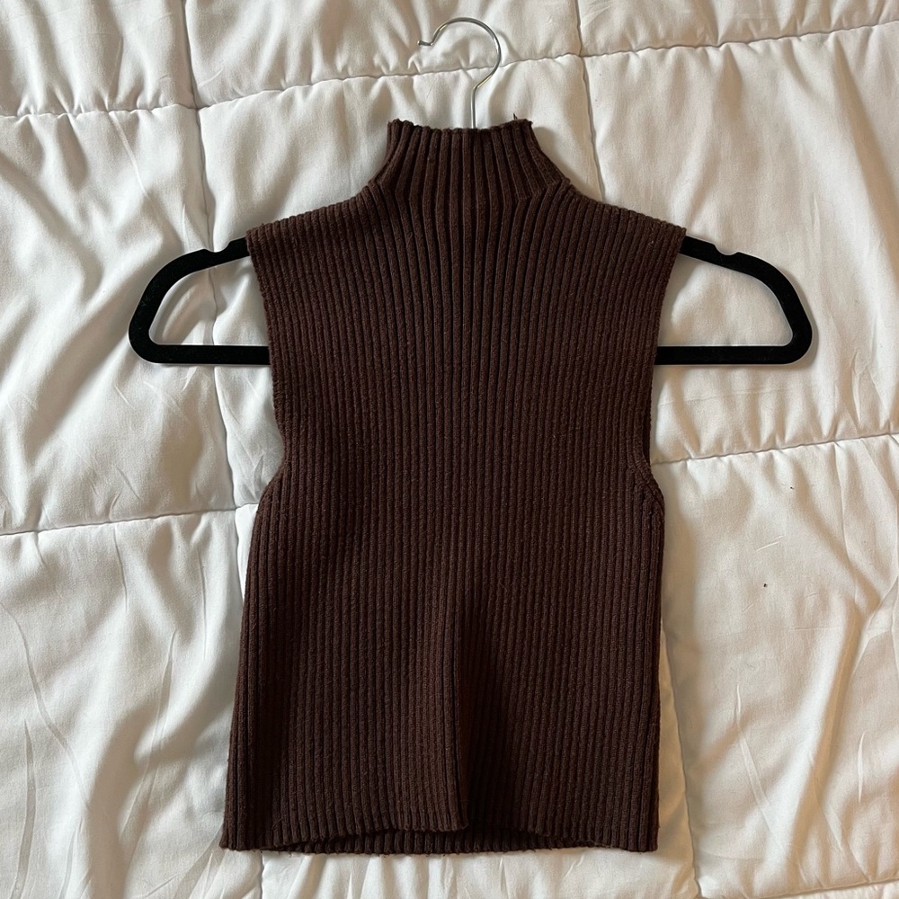 Zara mock neck sleeveless knit top